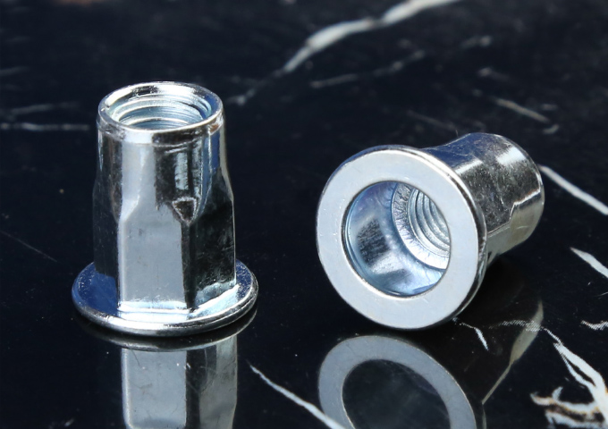 ƽͷ������